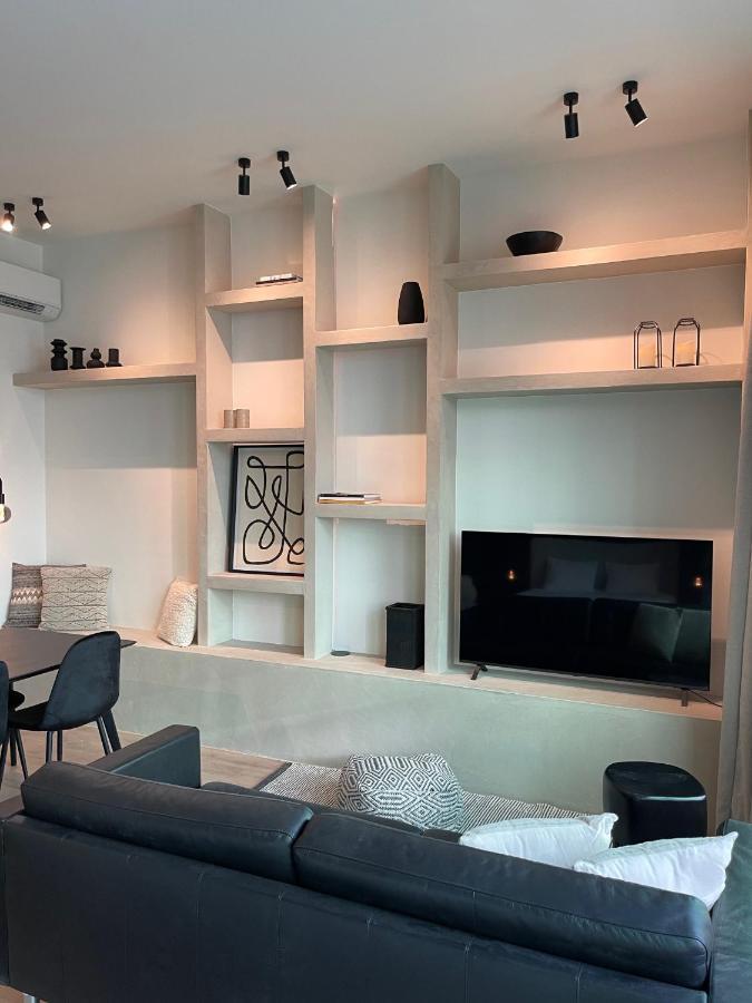 3 Bedroom Art-Nouveau Apartment With Free Parking Ghent Exterior photo