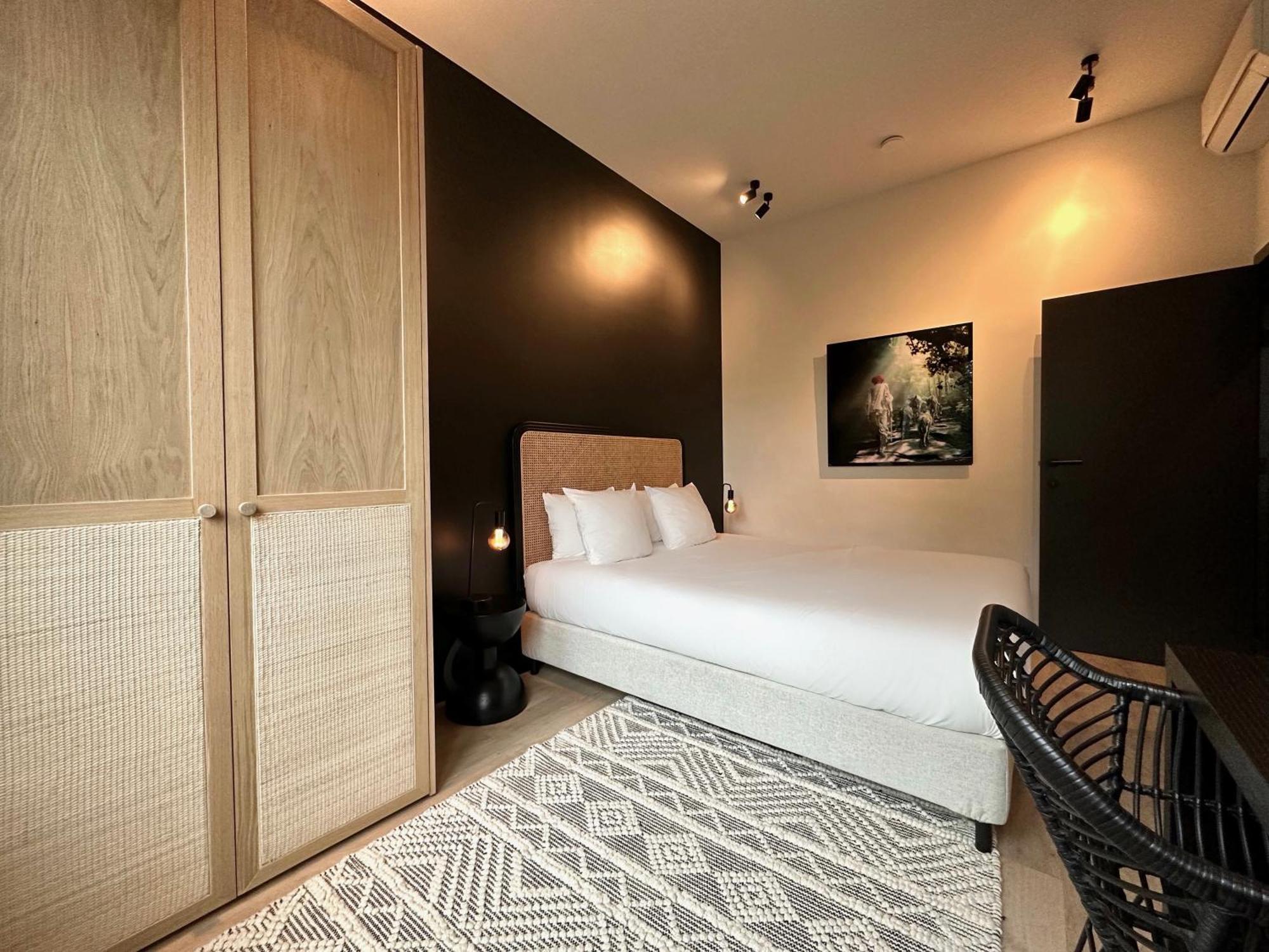 3 Bedroom Art-Nouveau Apartment With Free Parking Ghent Exterior photo