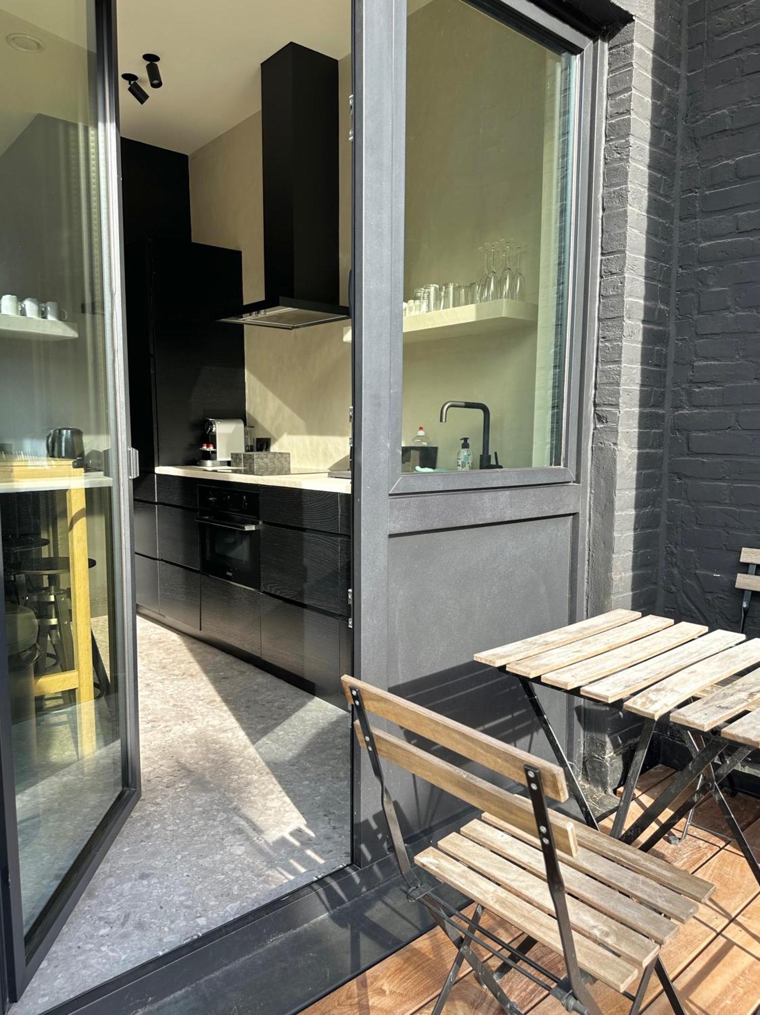 3 Bedroom Art-Nouveau Apartment With Free Parking Ghent Exterior photo