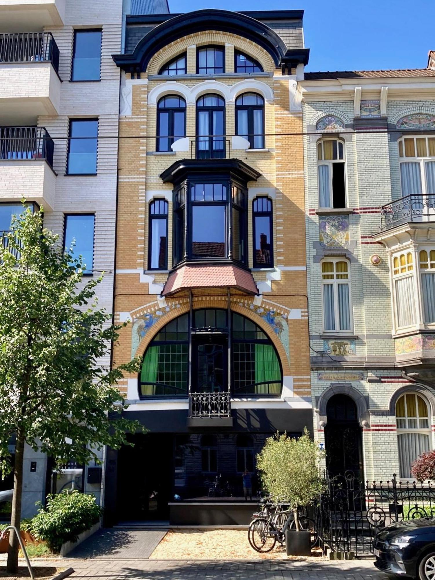 3 Bedroom Art-Nouveau Apartment With Free Parking Ghent Exterior photo